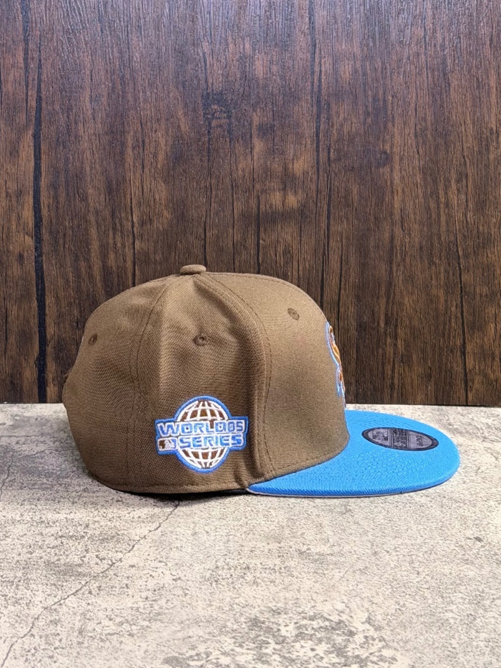 New Era Chicago White Sox 9FIFTY Brown Blue 2005 World Series Snapback OSFA - Picture 2 of 5